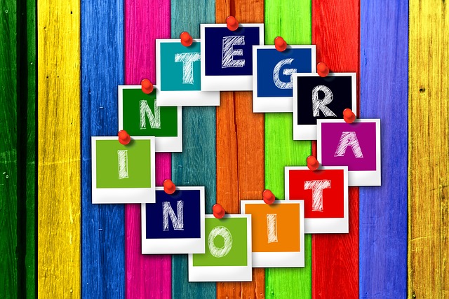 integration-2489613_640